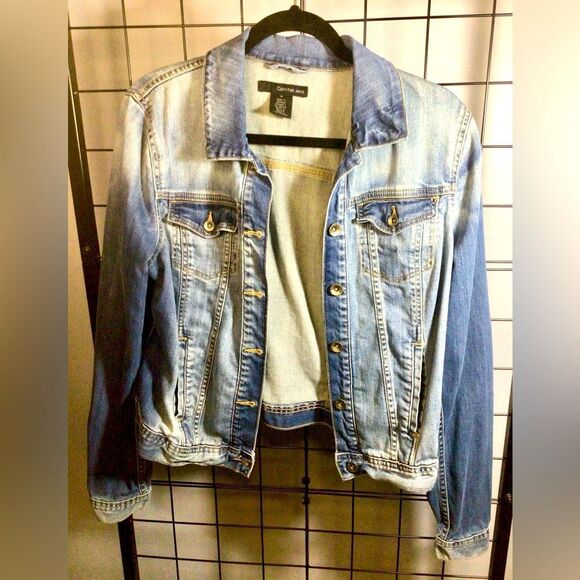 Calvin Klein women’s denim jacket EUC - Picture 1 of 16